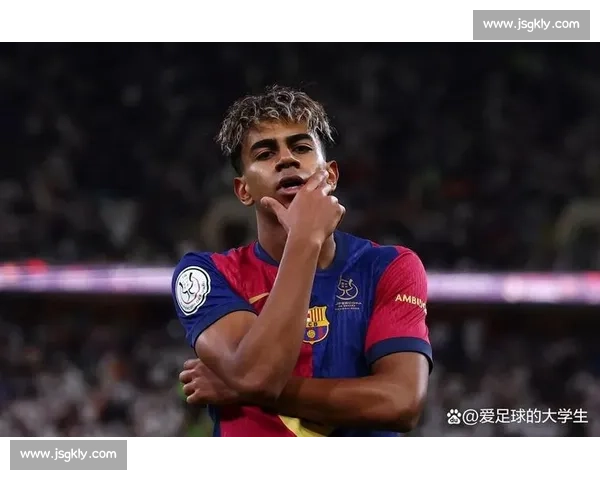 亚马尔晒伯纳乌被嘘照宣战！国家德比火药味拉满