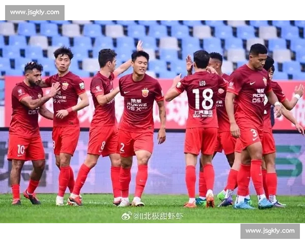 中超争冠大乱斗：三强翻车 1 分领跑，末轮生死局