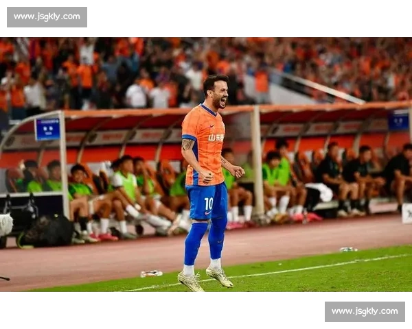 半场战报:山东 1-1 海港 李新翔破门卡扎伊什维利扳平 半场战报:山东 1-1 海港 李新翔破门卡扎伊什维利扳平