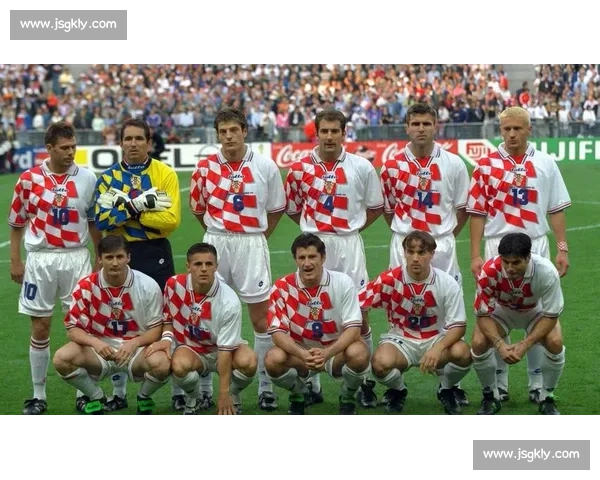 法国vs德国巅峰对决直播来袭球星云集看点十足战术博弈豪门荣耀之战